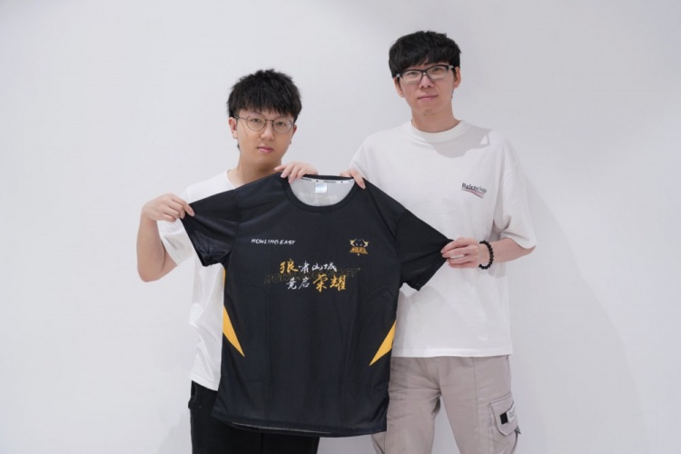 样的大型赛 样的大型赛